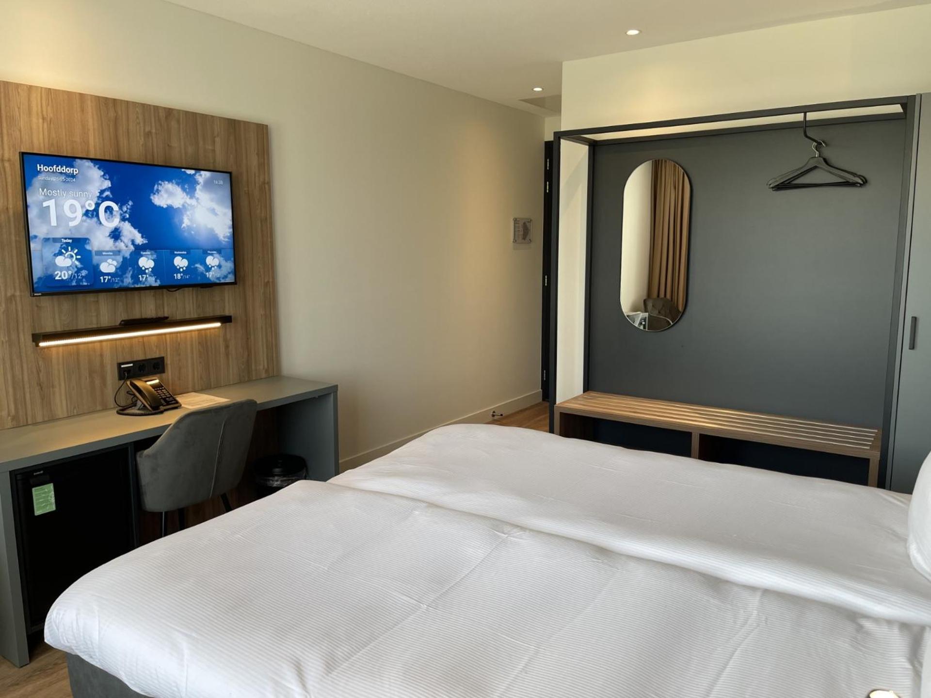 Ozo Hotels Antares Airport Hoofddorp Exterior photo