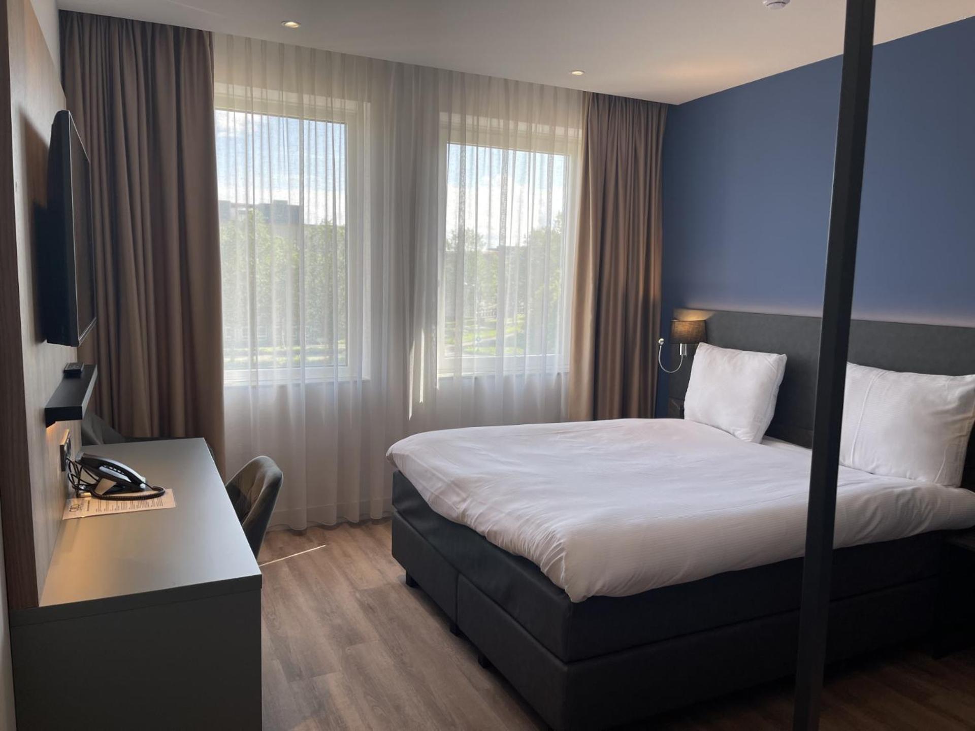 Ozo Hotels Antares Airport Hoofddorp Exterior photo