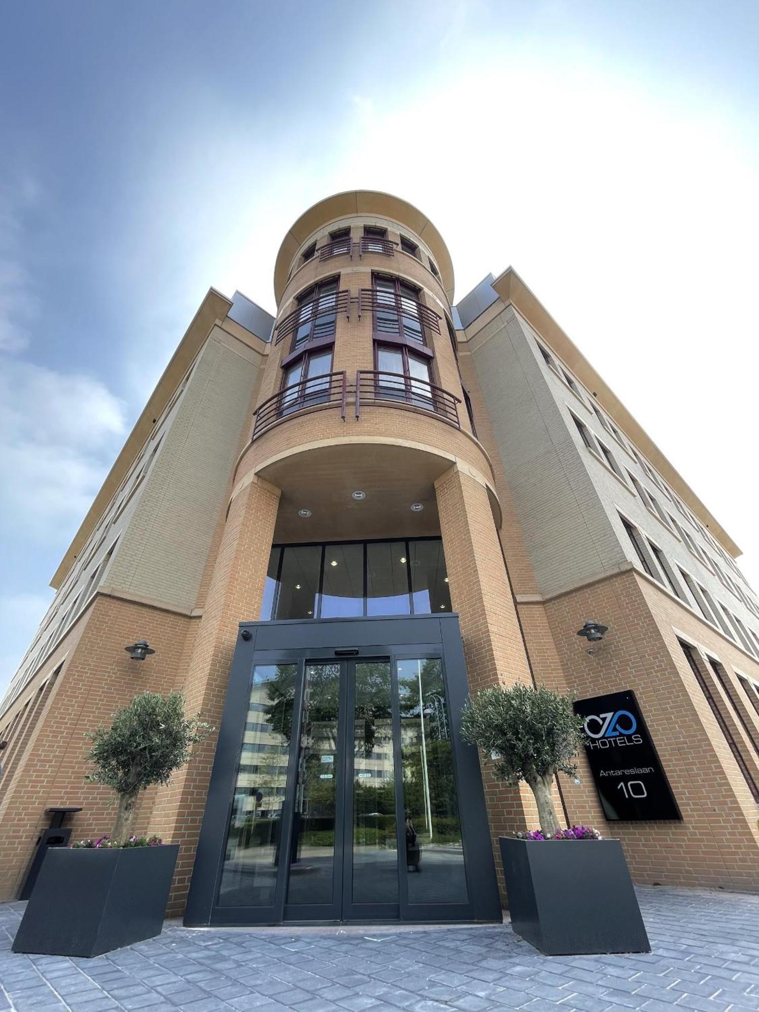 Ozo Hotels Antares Airport Hoofddorp Exterior photo