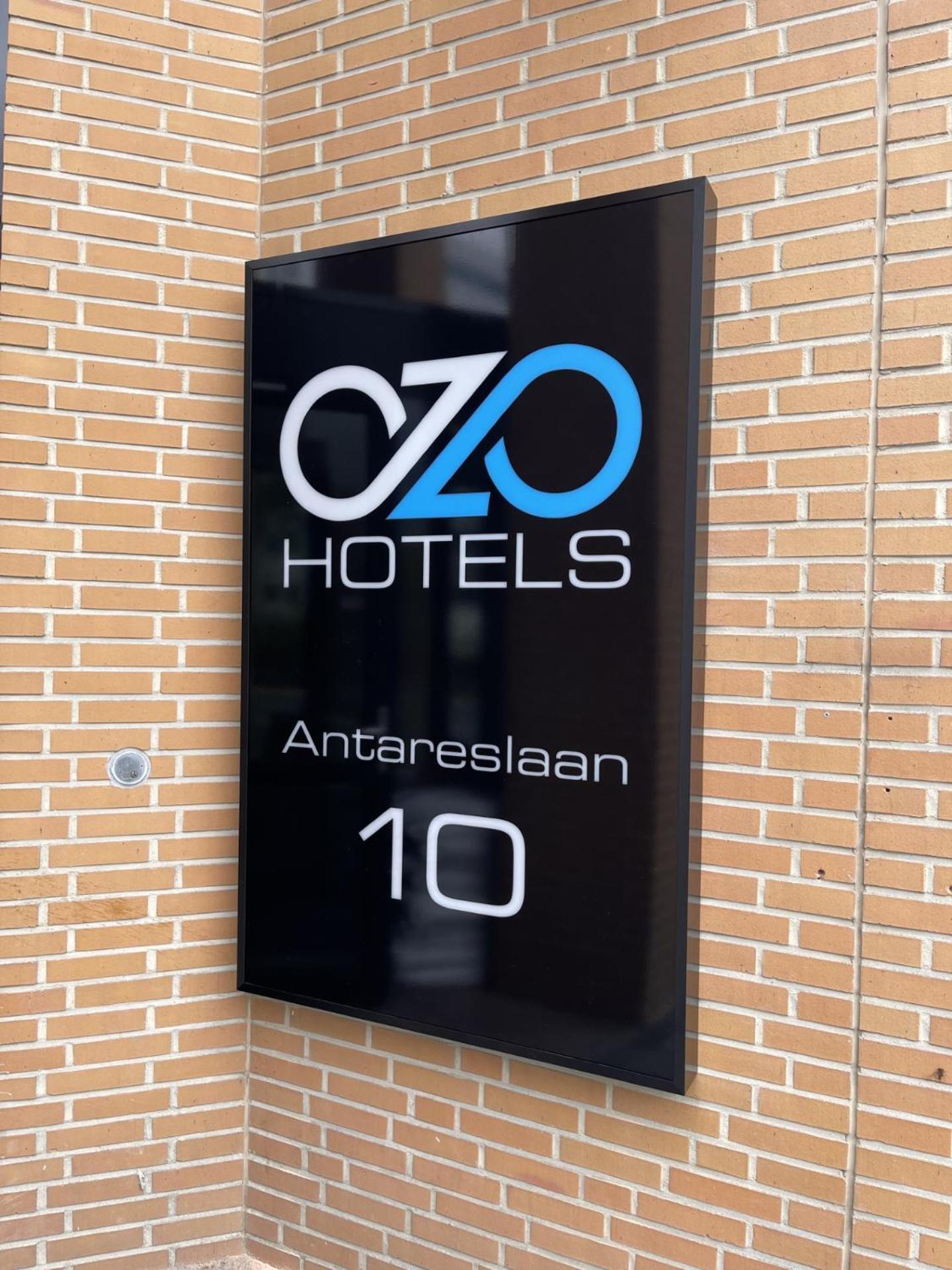 Ozo Hotels Antares Airport Hoofddorp Exterior photo